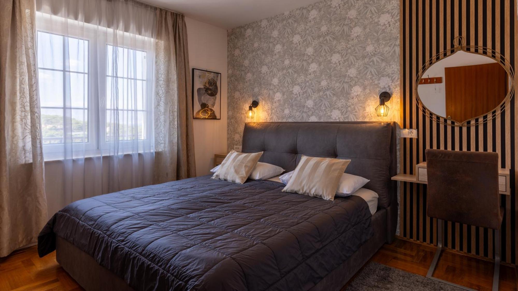 Kalina Deluxe Apartments Jelsa  Bagian luar foto