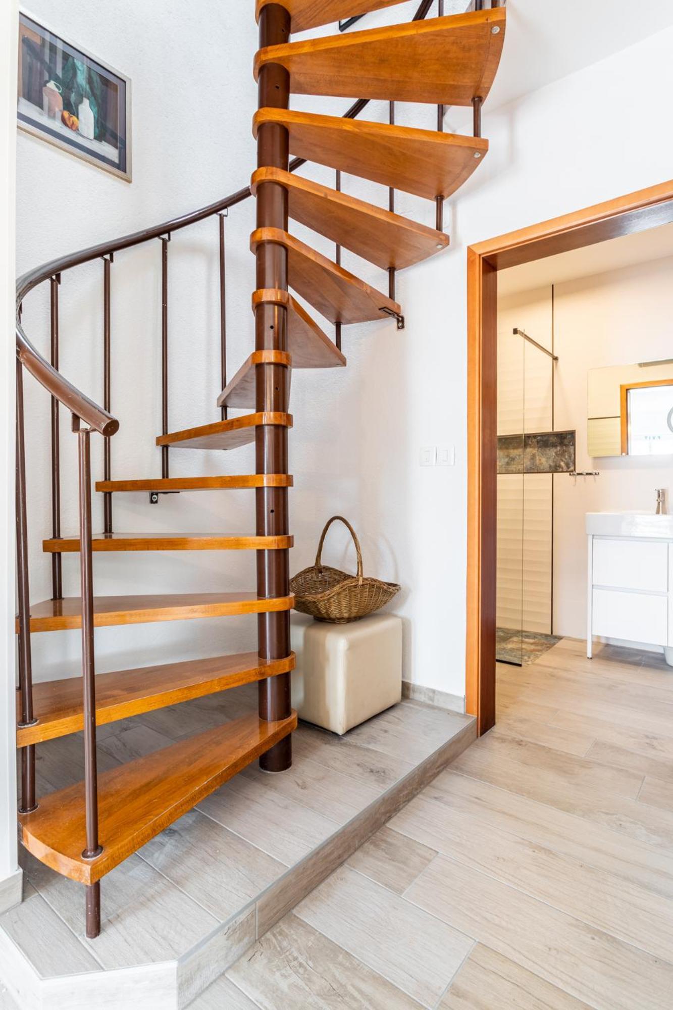 Kalina Deluxe Apartments Jelsa  Bagian luar foto