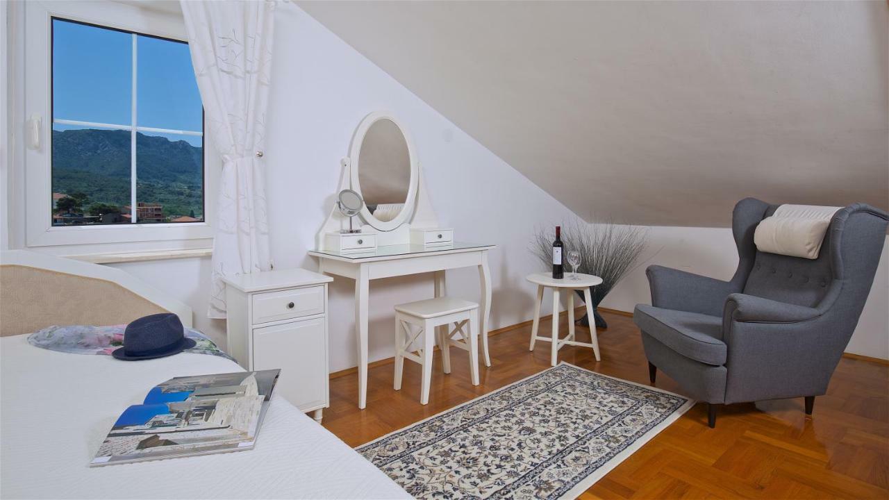 Kalina Deluxe Apartments Jelsa  Bagian luar foto